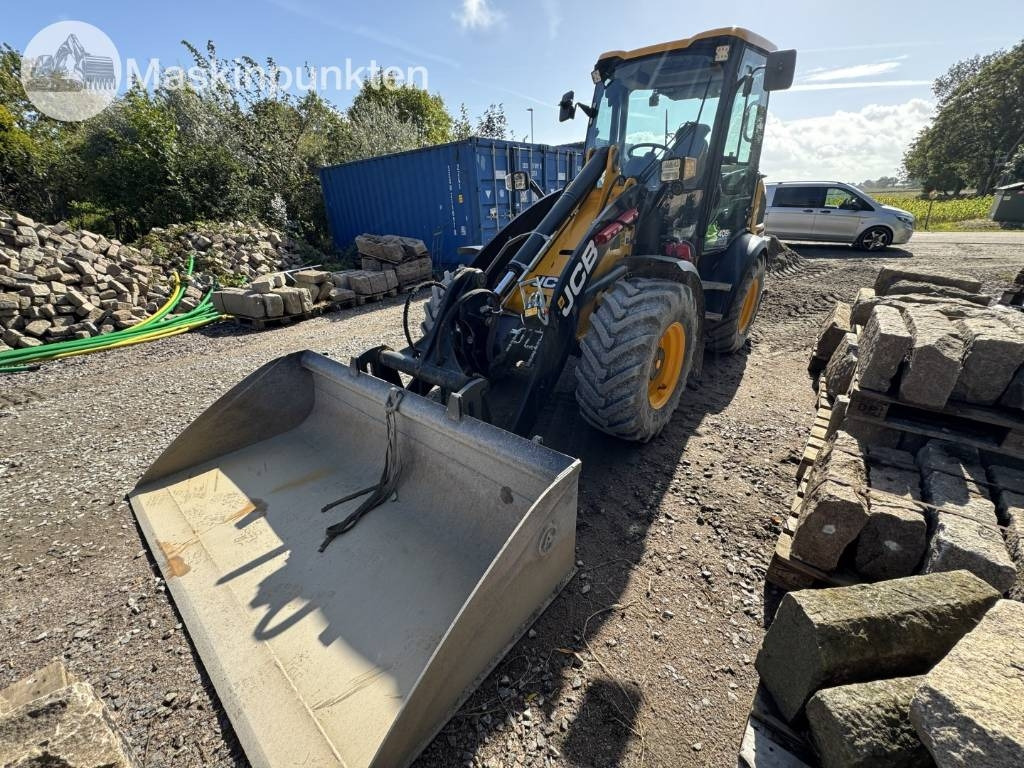 JCB 409 - اللودر بعجل: صورة 1 JCB 409 - اللودر بعجل: صورة 1