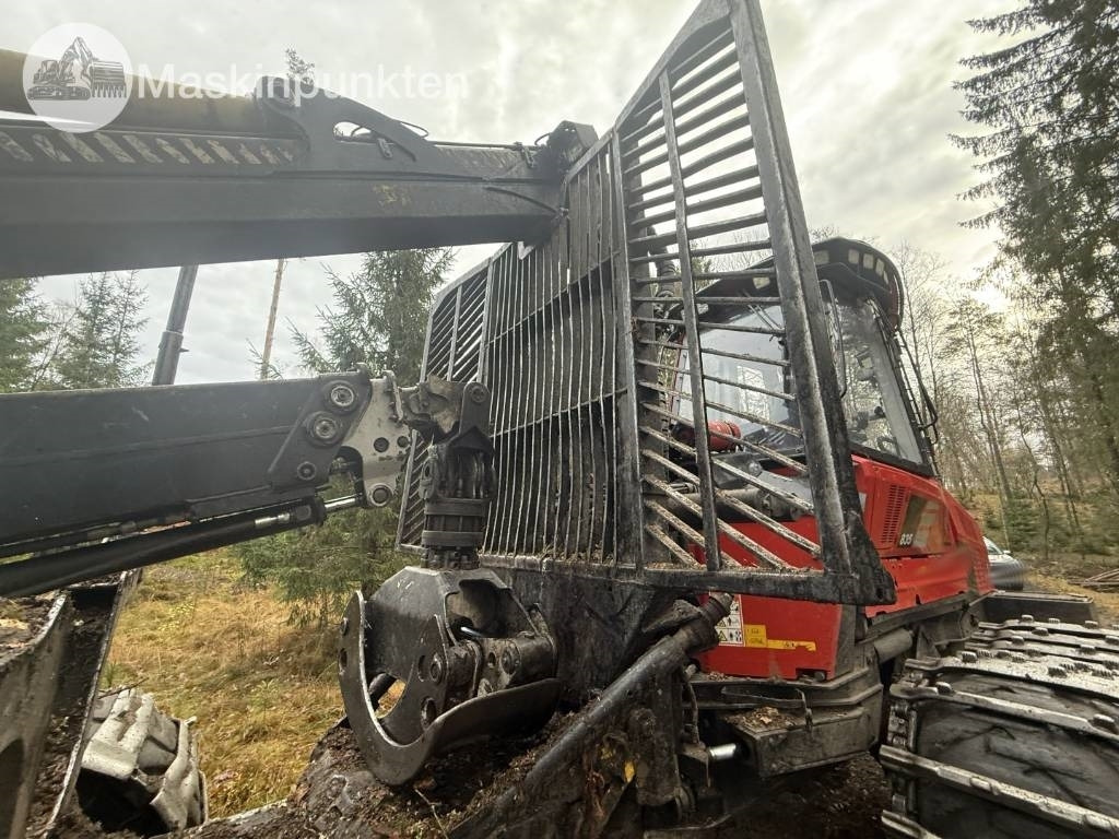 جرار شحن جذوع أشجار الغابات Komatsu 835: صورة 35