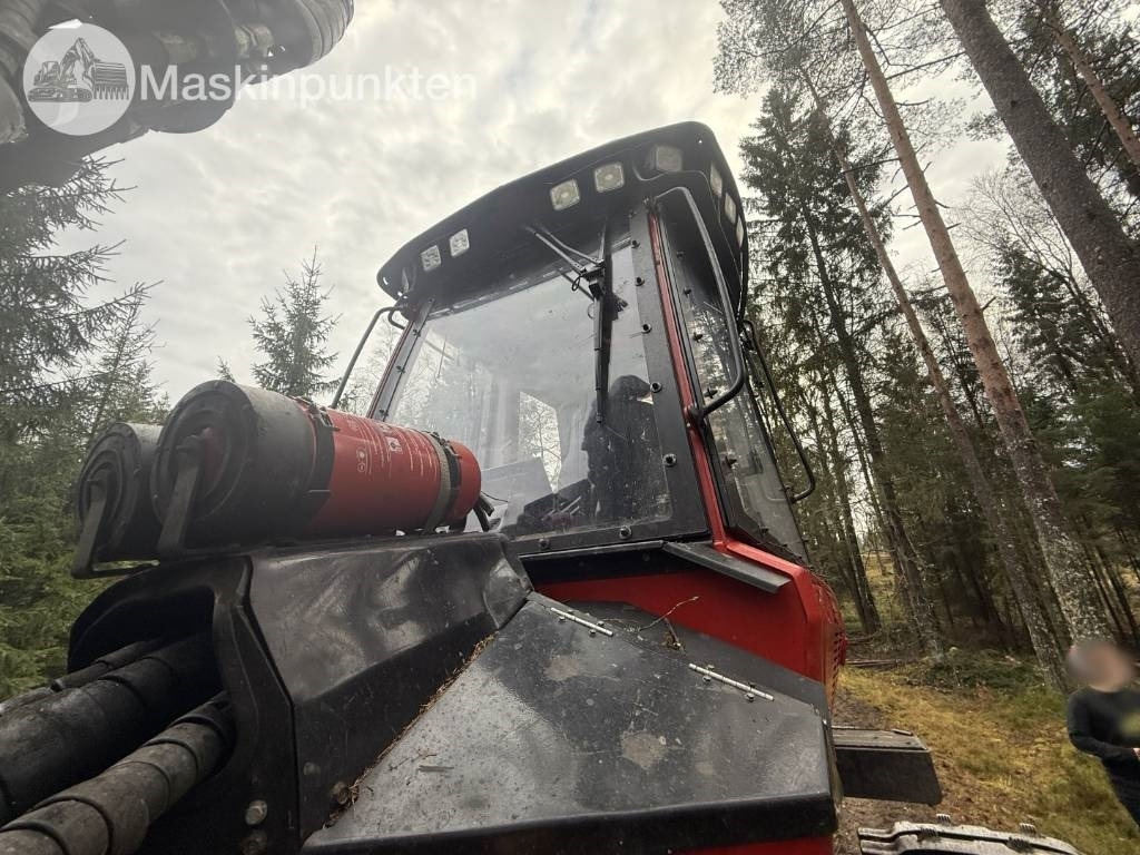 جرار شحن جذوع أشجار الغابات Komatsu 835: صورة 25