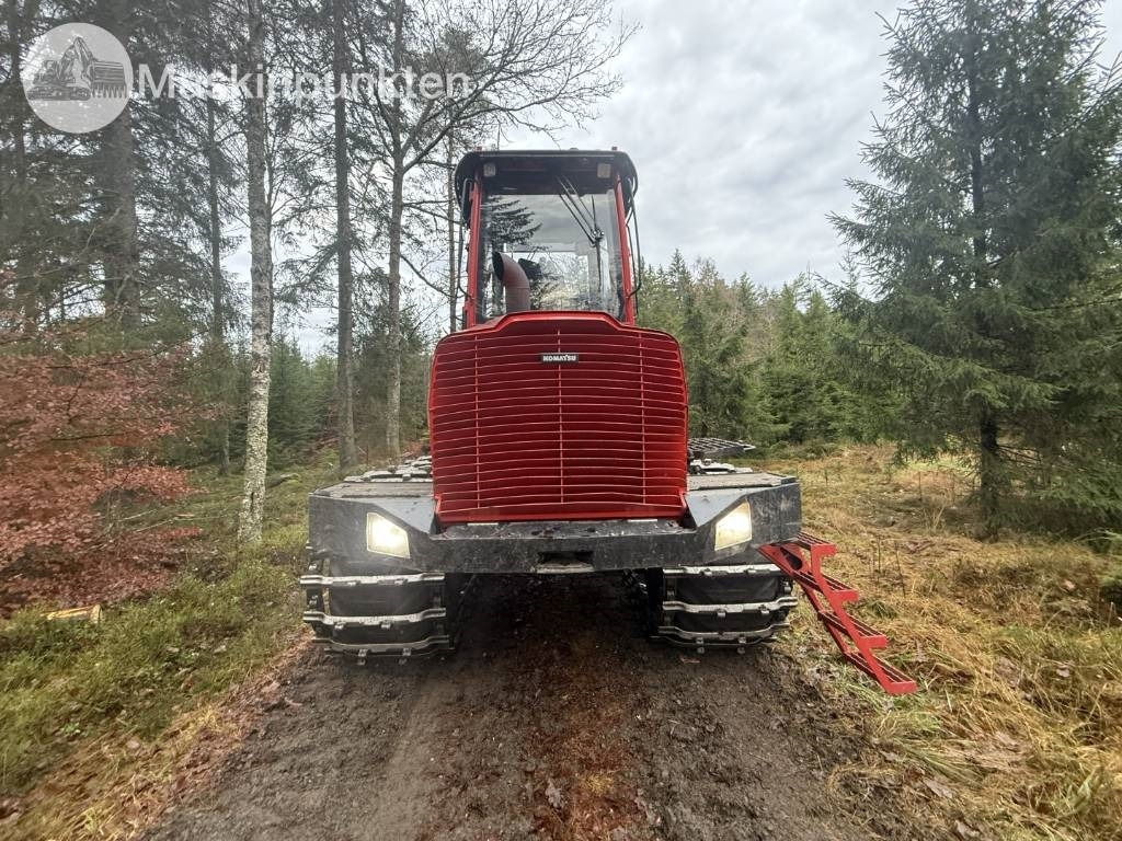 Komatsu 835 - جرار شحن جذوع أشجار الغابات: صورة 2 Komatsu 835 - جرار شحن جذوع أشجار الغابات: صورة 2