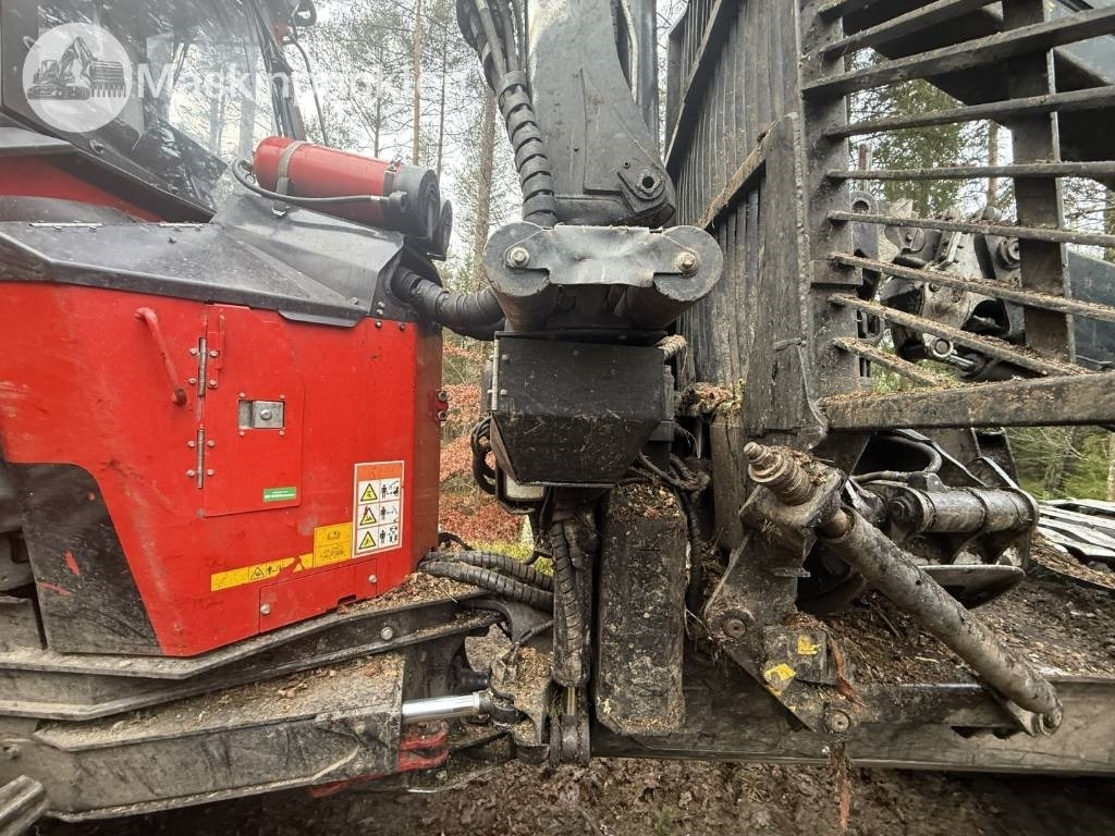 جرار شحن جذوع أشجار الغابات Komatsu 835: صورة 49