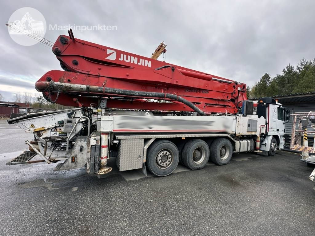 Mercedes-Benz 2651 L 8X4 Junjin jxzr42-5.16hp - شاحنة خلاطة خرسانة: صورة 4 Mercedes-Benz 2651 L 8X4 Junjin jxzr42-5.16hp - شاحنة خلاطة خرسانة: صورة 4