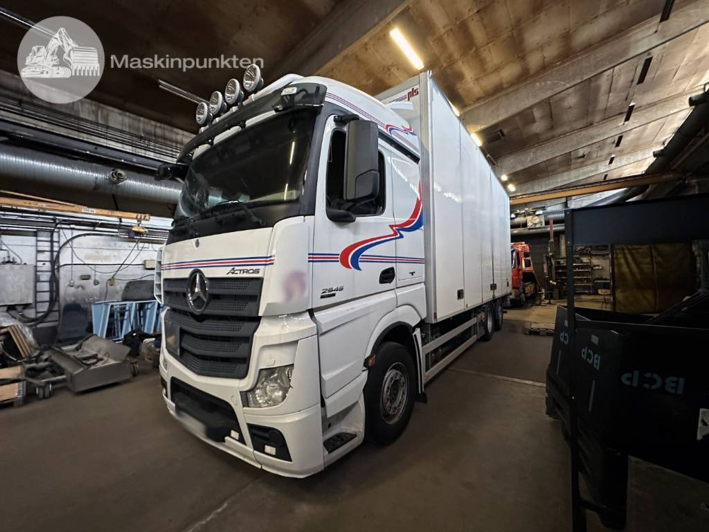 Mercedes-Benz Actros 2545 - شاحنة صندوقية: صورة 1 Mercedes-Benz Actros 2545 - شاحنة صندوقية: صورة 1
