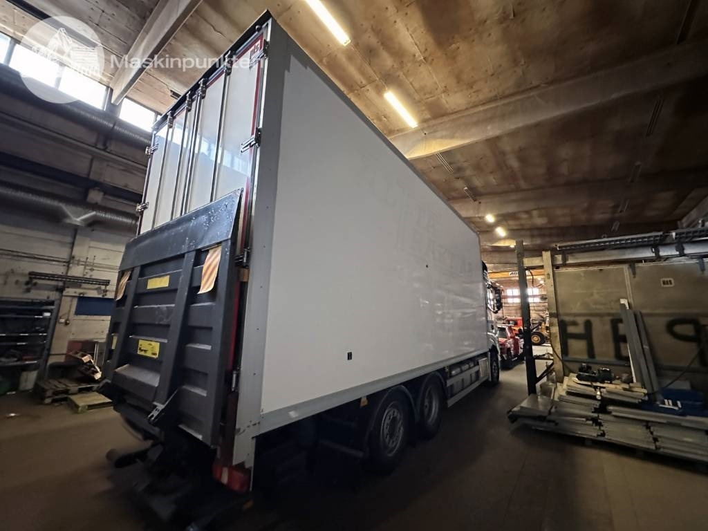 Mercedes-Benz Actros 2545  - شاحنة صندوقية: صورة 4 Mercedes-Benz Actros 2545  - شاحنة صندوقية: صورة 4