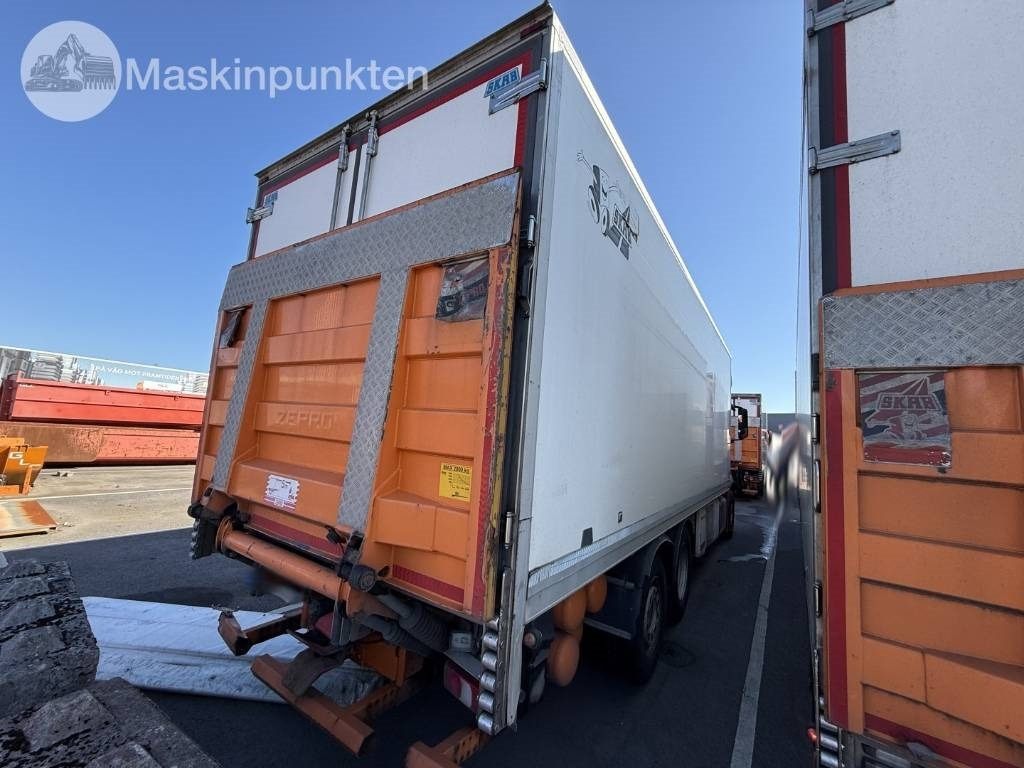 Mercedes-Benz Actros 2551 - شاحنة ذات مبرد: صورة 4 Mercedes-Benz Actros 2551 - شاحنة ذات مبرد: صورة 4