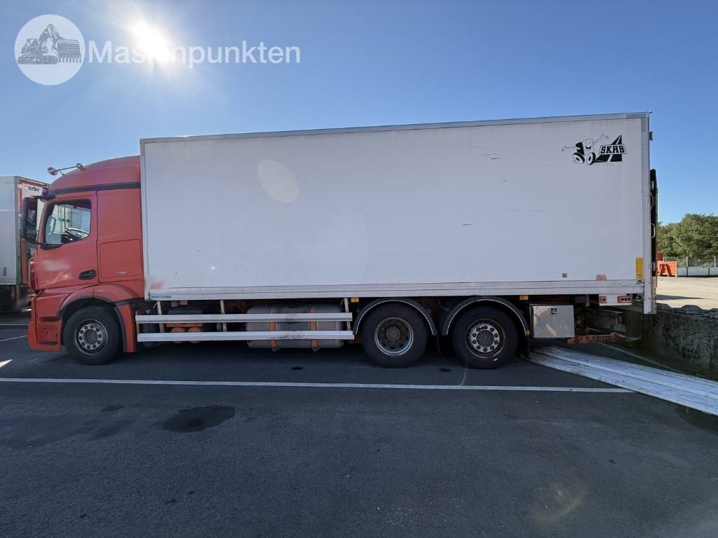 تأجير Mercedes-Benz Actros 2551  Mercedes-Benz Actros 2551: صورة 7