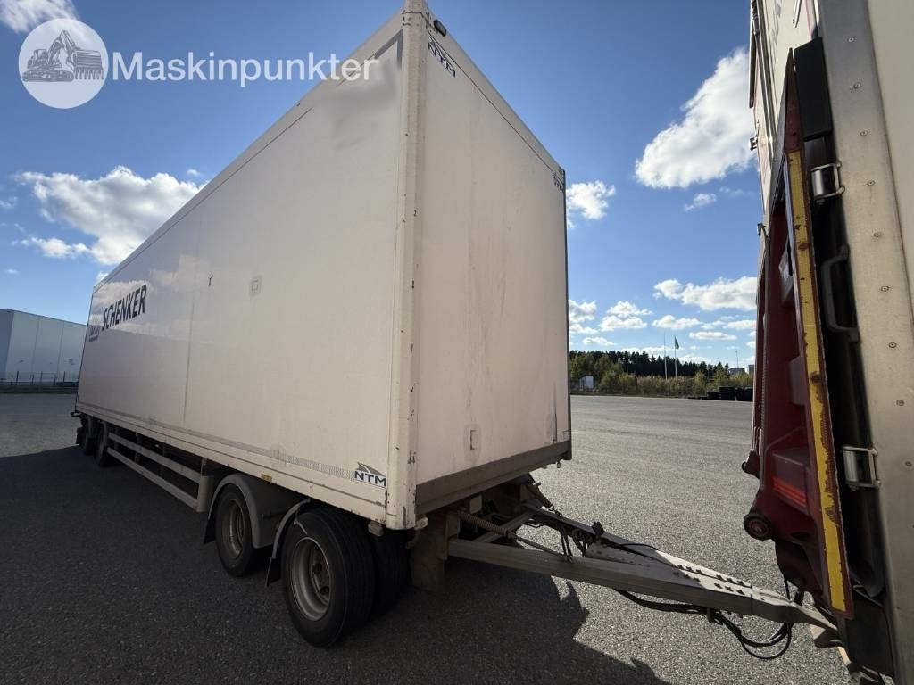 NTM UTP-39L-4 - مقطورة بصندوق مغلق: صورة 2 NTM UTP-39L-4 - مقطورة بصندوق مغلق: صورة 2
