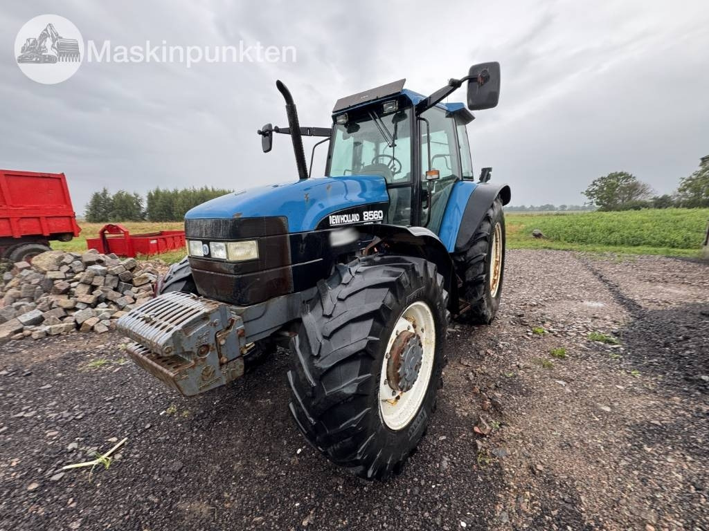 New Holland 8560  - جرار: صورة 1 New Holland 8560  - جرار: صورة 1