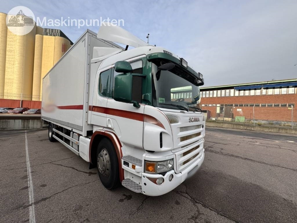 Scania P 320 - شاحنة صندوقية: صورة 4 Scania P 320 - شاحنة صندوقية: صورة 4