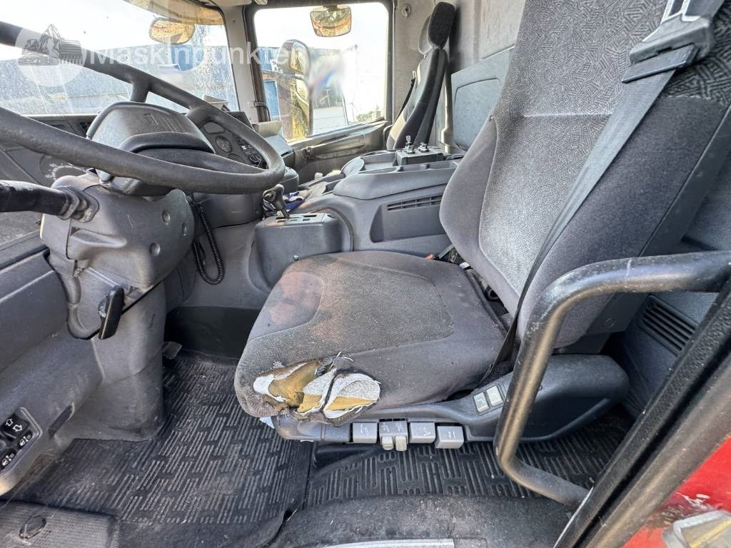 شاحنة قمامة Scania P 94 D: صورة 22