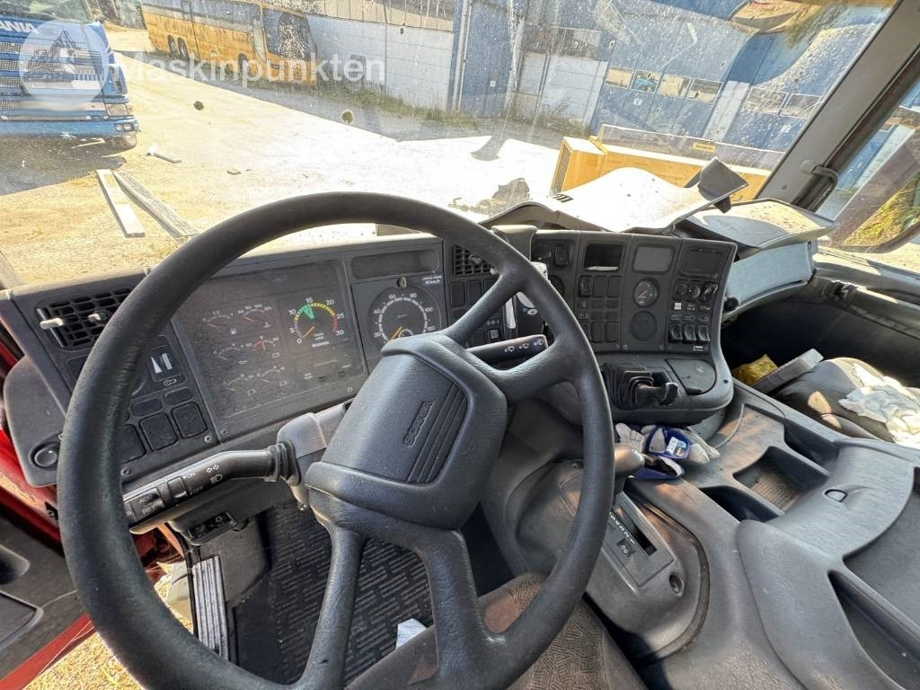 شاحنة قمامة Scania P 94 D: صورة 25