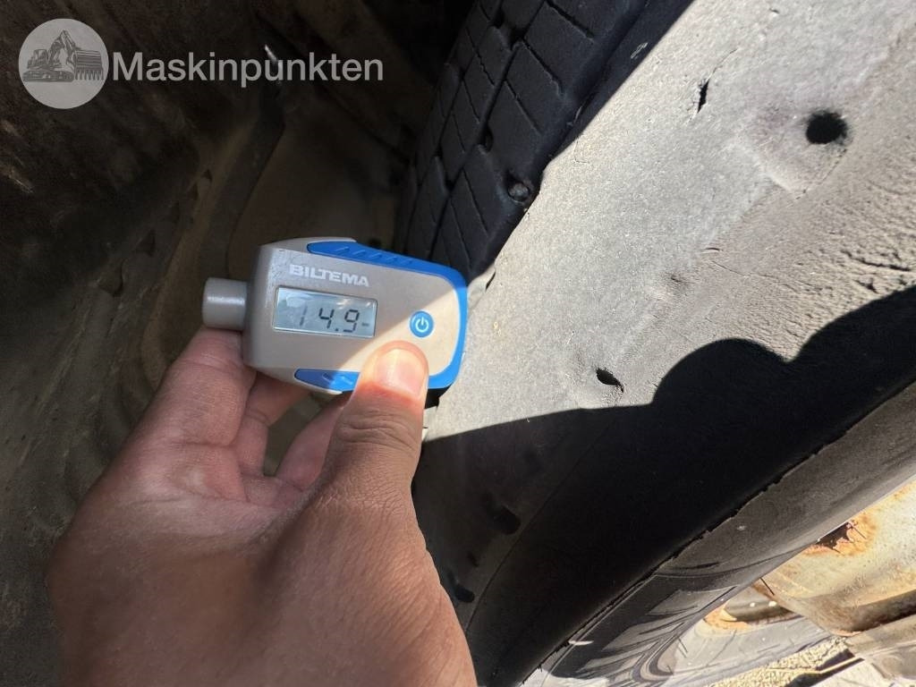 شاحنة قمامة Scania P 94 D: صورة 15