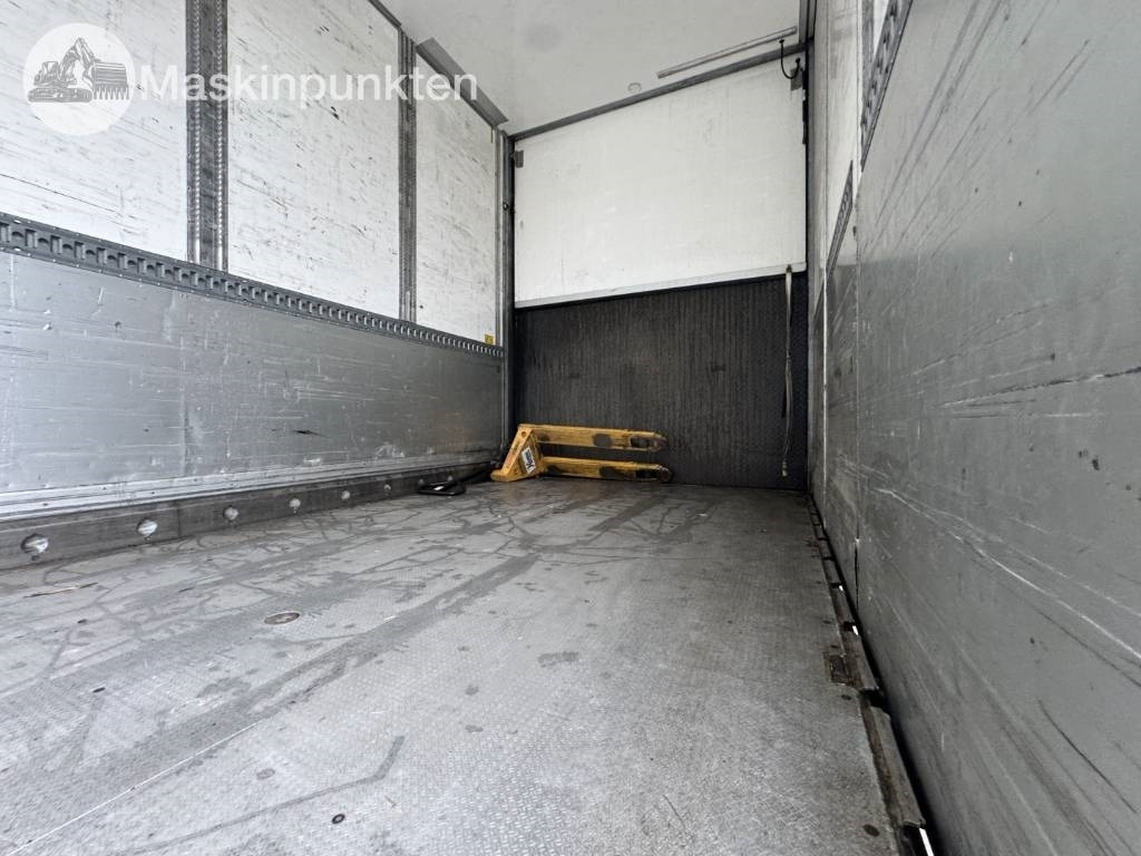 شاحنة صندوقية Scania R 490: صورة 29