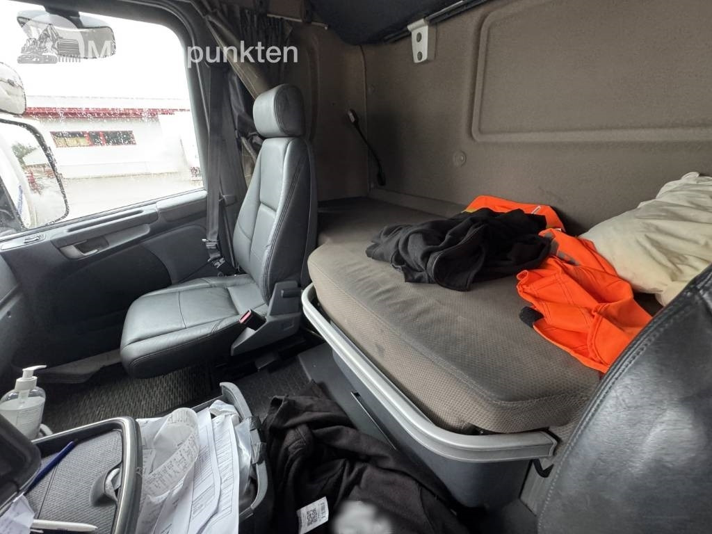 شاحنة صندوقية Scania R 490: صورة 50