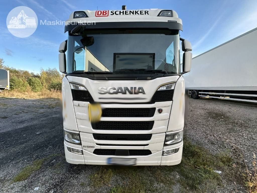 Scania R 580 - شاحنة صندوقية: صورة 5 Scania R 580 - شاحنة صندوقية: صورة 5