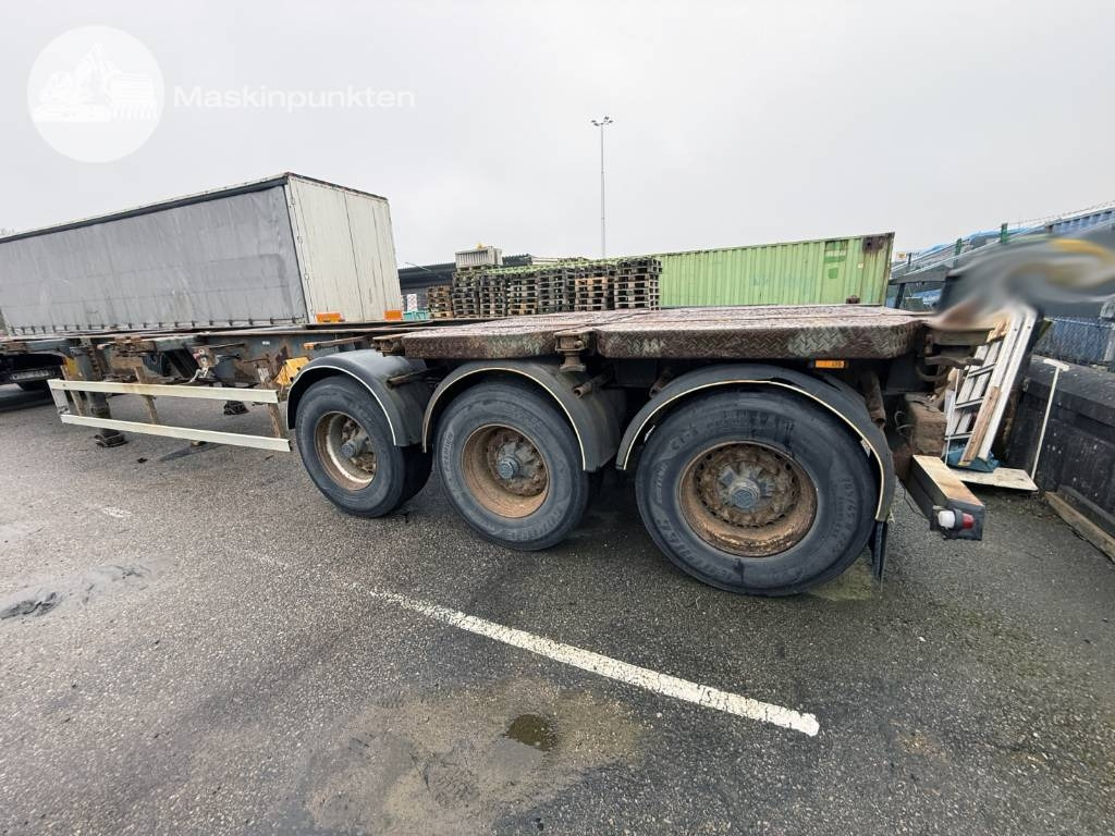 Schweriner CS 40 - ناقل حاوية/ نصف مقطورة بحاوية: صورة 1 Schweriner CS 40 - ناقل حاوية/ نصف مقطورة بحاوية: صورة 1