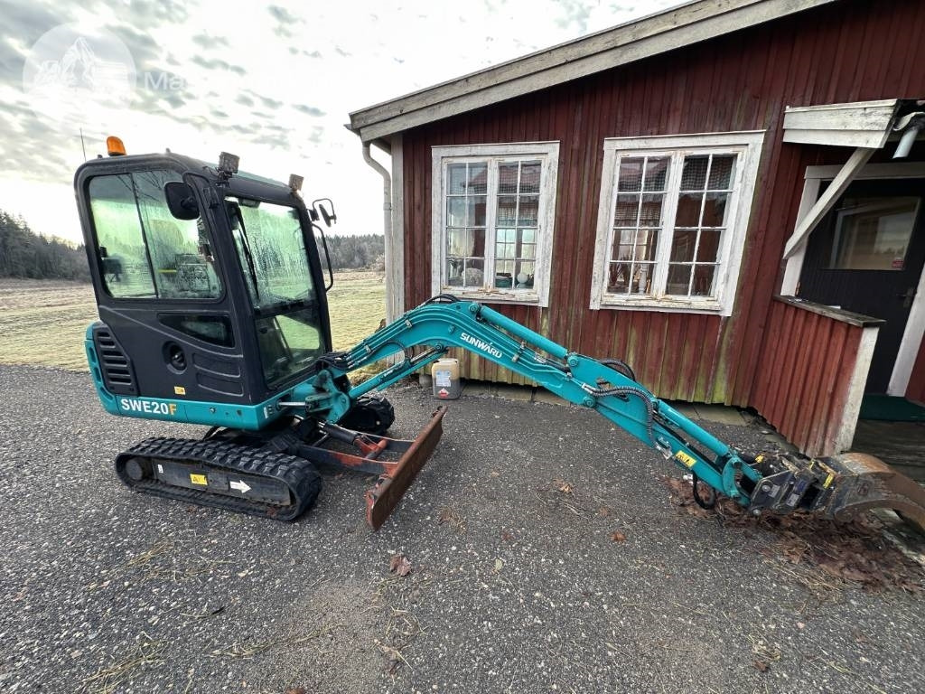 Sunward SWE 20 F med släp! - حفار صغير: صورة 3 Sunward SWE 20 F med släp! - حفار صغير: صورة 3