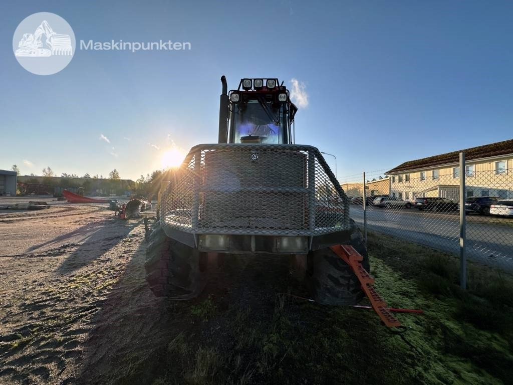 Valmet 890.3 - جرار شحن جذوع أشجار الغابات: صورة 4 Valmet 890.3 - جرار شحن جذوع أشجار الغابات: صورة 4