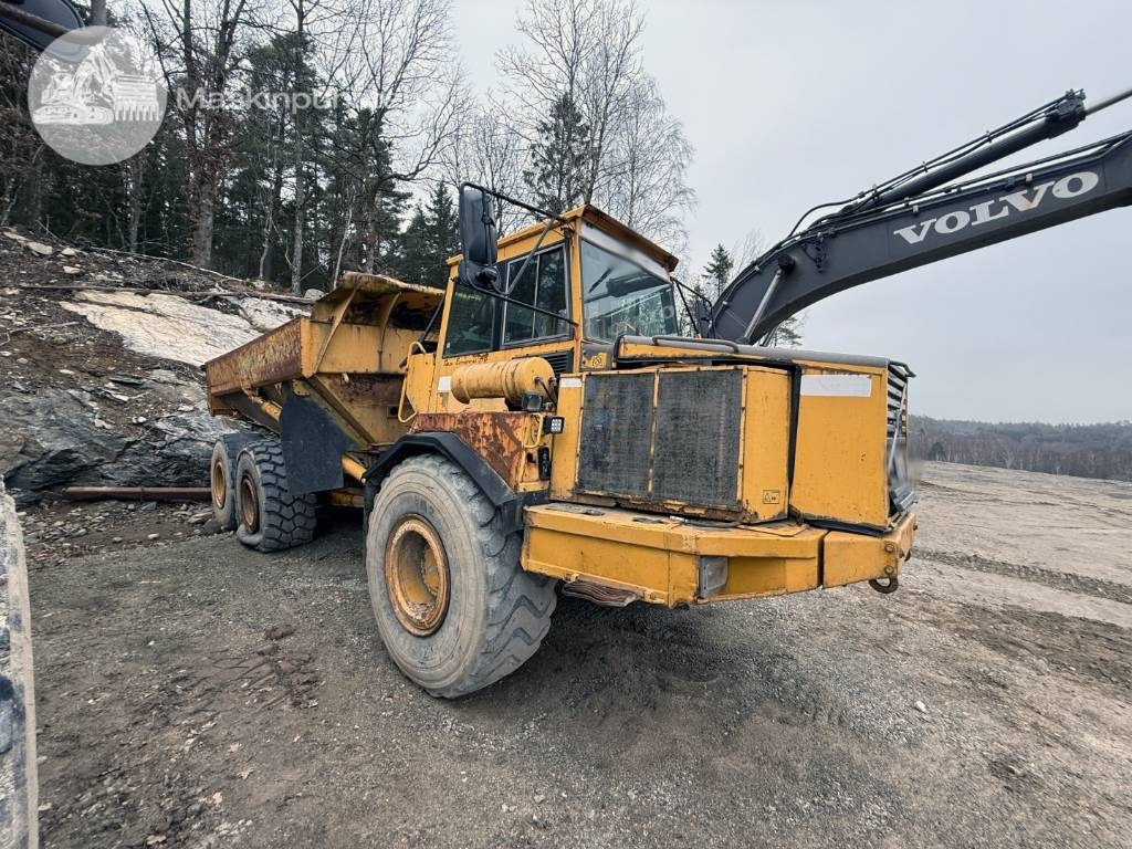 Volvo A 25 C - شاحنة مفصلية: صورة 3 Volvo A 25 C - شاحنة مفصلية: صورة 3