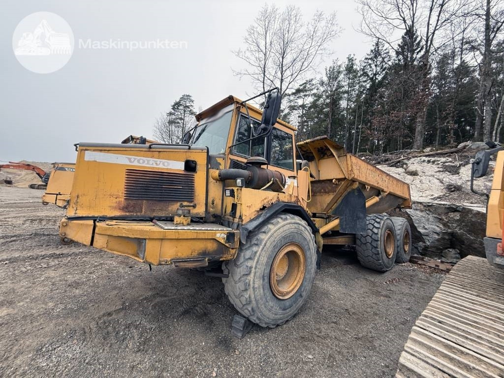 Volvo A 25 C - شاحنة مفصلية: صورة 2 Volvo A 25 C - شاحنة مفصلية: صورة 2