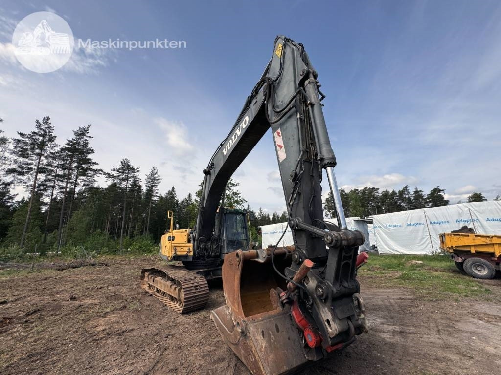 Volvo EC 290 C L - حفار زاحف: صورة 4 Volvo EC 290 C L - حفار زاحف: صورة 4
