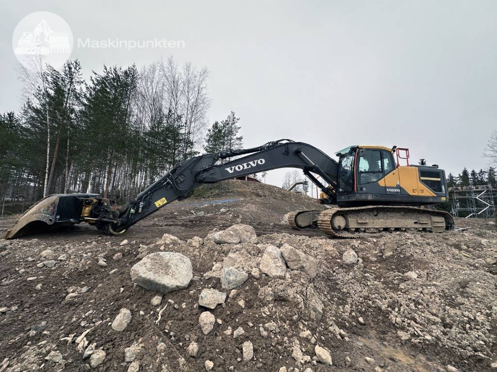 Volvo EC 300 EL - حفار زاحف: صورة 1 Volvo EC 300 EL - حفار زاحف: صورة 1