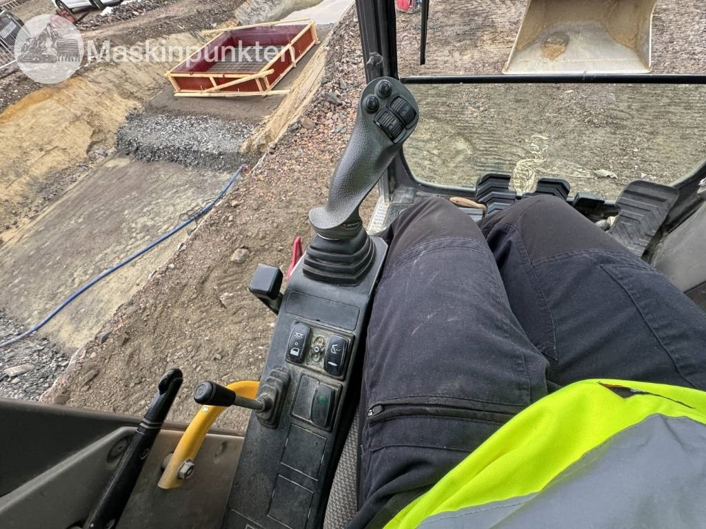 تأجير Volvo ECR 145 EL  Volvo ECR 145 EL: صورة 46