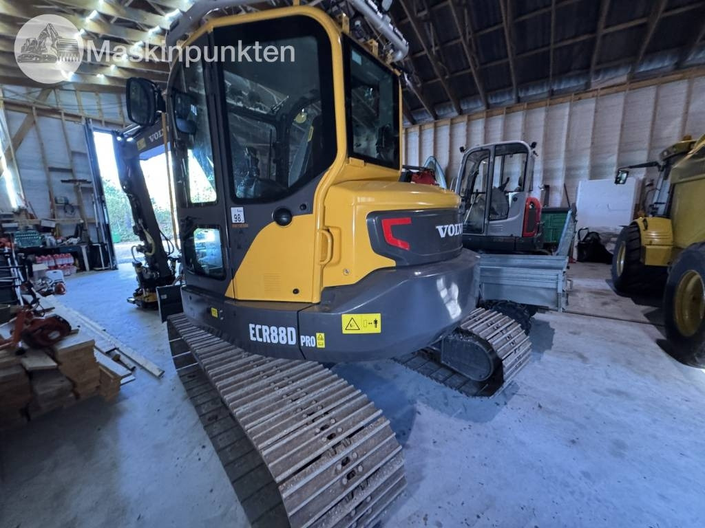 Volvo ECR 88 D - حفار صغير: صورة 1 Volvo ECR 88 D - حفار صغير: صورة 1