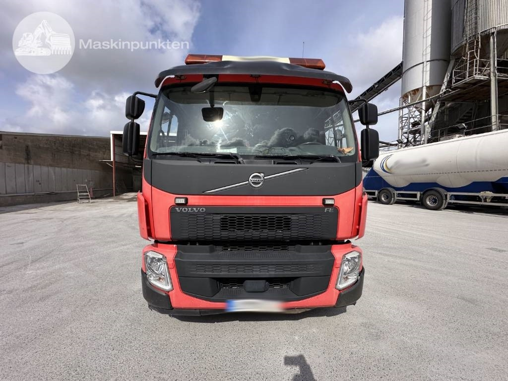Volvo FE 320 - شاحنة خلاطة خرسانة: صورة 4 Volvo FE 320 - شاحنة خلاطة خرسانة: صورة 4