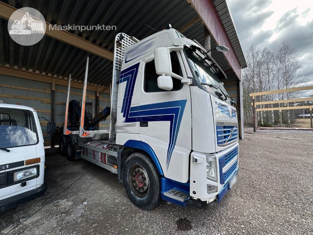 Volvo FH 12 540 - شاحنة قطع الأشجار: صورة 1 Volvo FH 12 540 - شاحنة قطع الأشجار: صورة 1