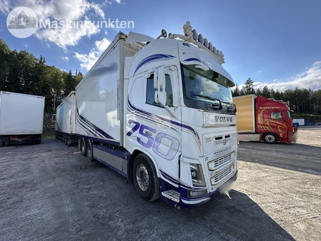 Volvo FH 16 750 - شاحنة صندوقية: صورة 4 Volvo FH 16 750 - شاحنة صندوقية: صورة 4