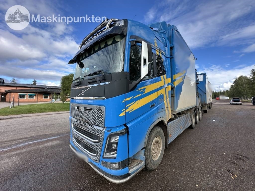 Volvo FH 16 750 - شاحنة قطع الأشجار: صورة 2 Volvo FH 16 750 - شاحنة قطع الأشجار: صورة 2