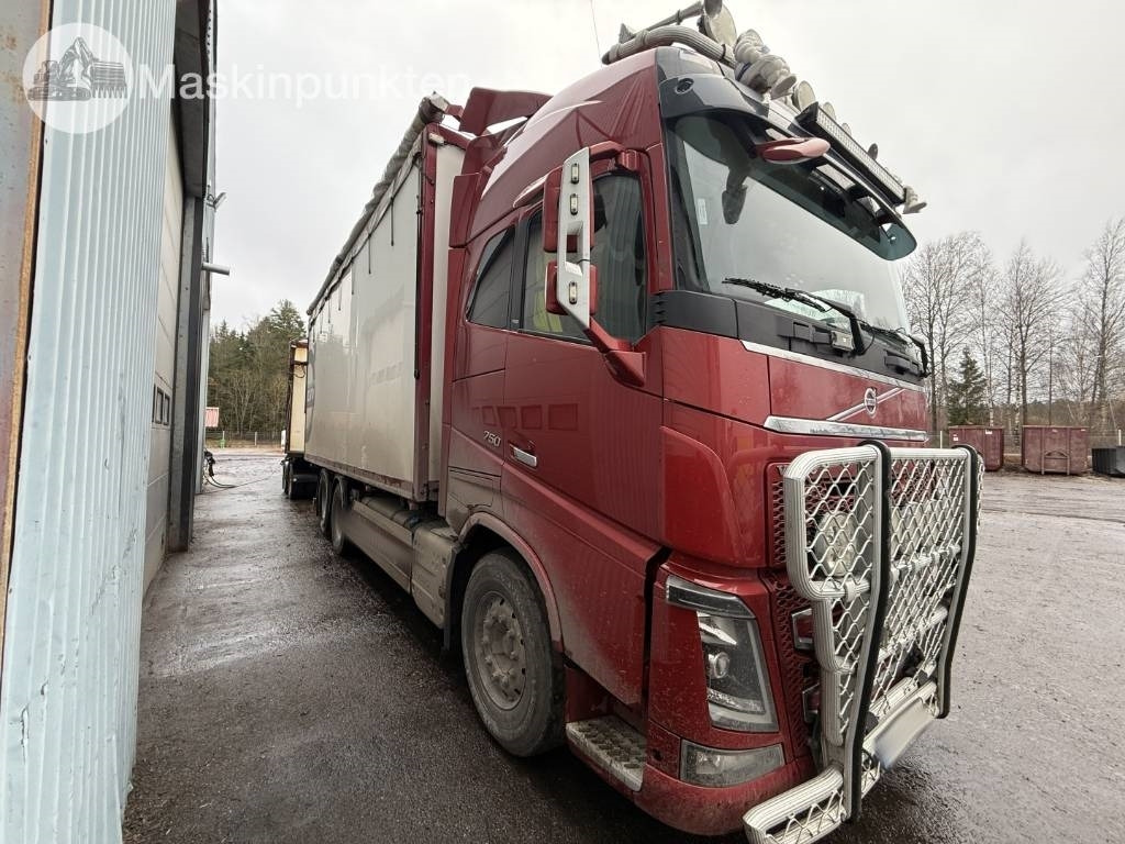 Volvo FH 16 - شاحنة قطع الأشجار: صورة 3 Volvo FH 16 - شاحنة قطع الأشجار: صورة 3