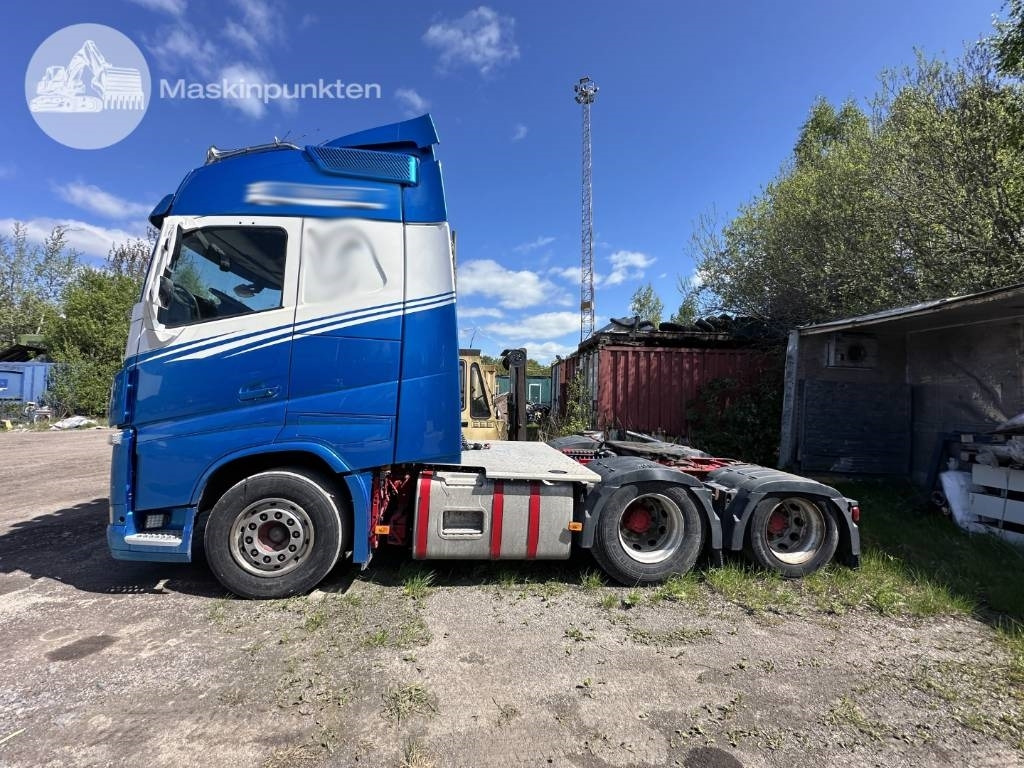 Volvo FH 460 - مقطورة السحب: صورة 1 Volvo FH 460 - مقطورة السحب: صورة 1
