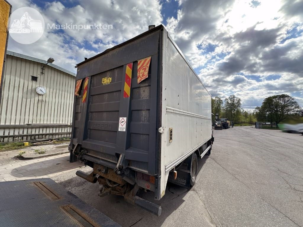 Volvo FL 610 Verkstadsinredd - شاحنة صندوقية: صورة 5 Volvo FL 610 Verkstadsinredd - شاحنة صندوقية: صورة 5