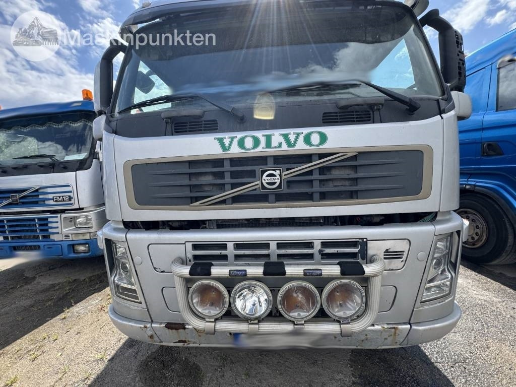 Volvo FM 440 CAMELEONT + BERFLAK + BETONGBLANDARE - ناقلة حاويات/ شاحنة حاويات: صورة 4 Volvo FM 440 CAMELEONT + BERFLAK + BETONGBLANDARE - ناقلة حاويات/ شاحنة حاويات: صورة 4
