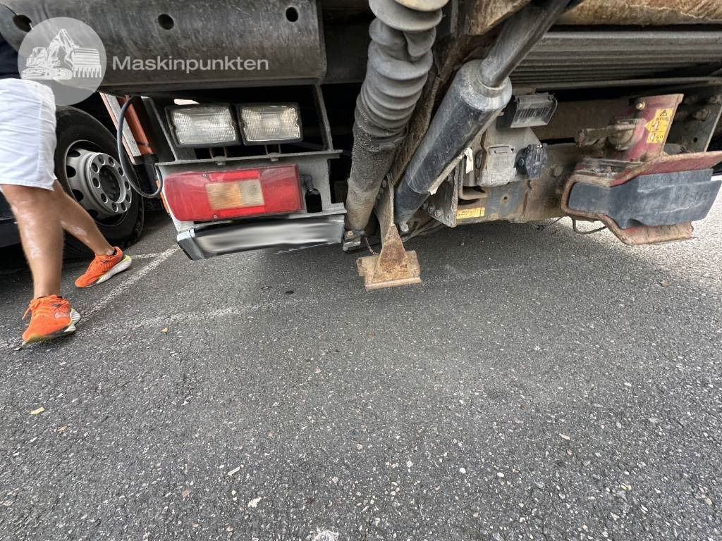 شاحنة صندوقية Volvo FM 9 300: صورة 42
