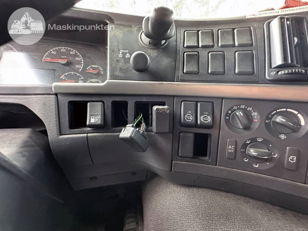 شاحنة صندوقية Volvo FM 9 300: صورة 33