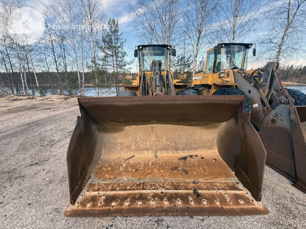 Volvo L 120 C - اللودر بعجل: صورة 4 Volvo L 120 C - اللودر بعجل: صورة 4