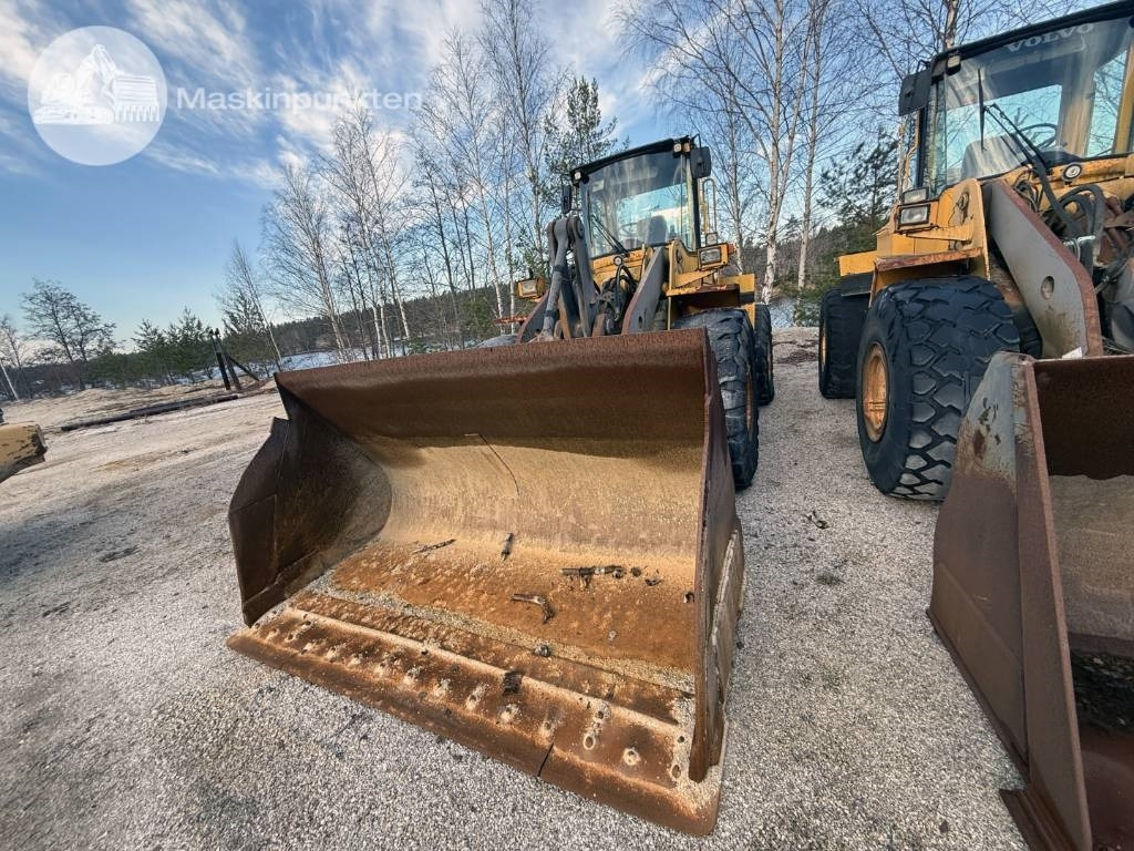 Volvo L 120 C - اللودر بعجل: صورة 2 Volvo L 120 C - اللودر بعجل: صورة 2