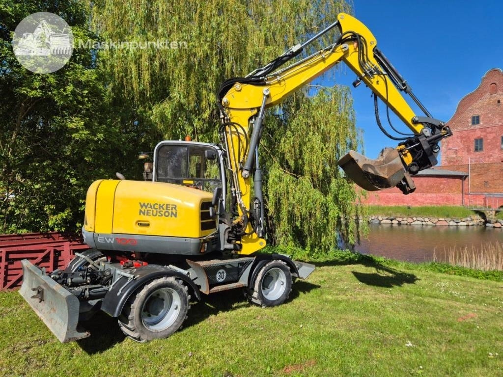 Wacker Neuson EW 100 med vagn - حفار ذو عجلات: صورة 2 Wacker Neuson EW 100 med vagn - حفار ذو عجلات: صورة 2