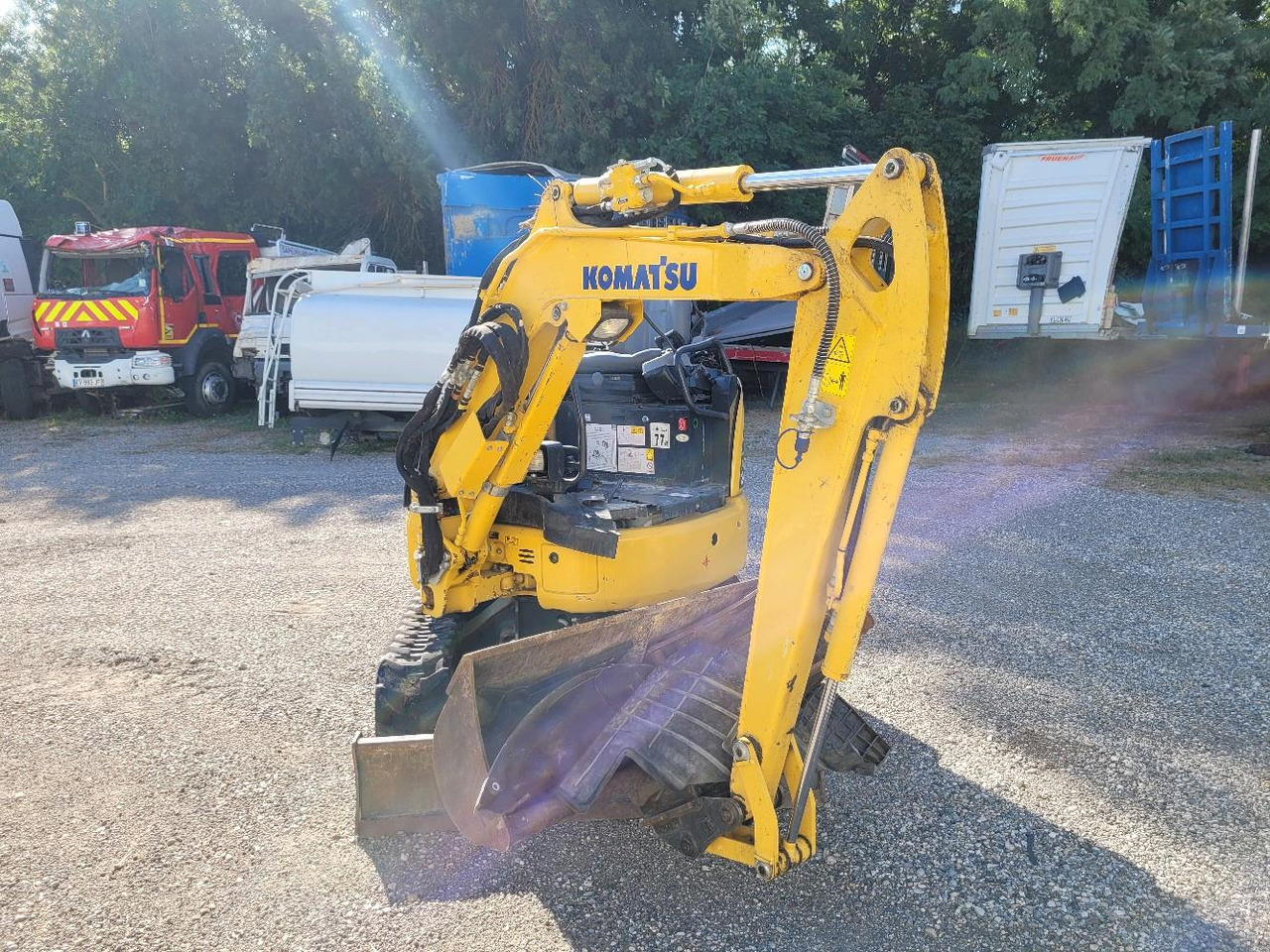 KOMATSU MINI PELLE FC 24 MR-5 - حفار صغير: صورة 2 KOMATSU MINI PELLE FC 24 MR-5 - حفار صغير: صورة 2