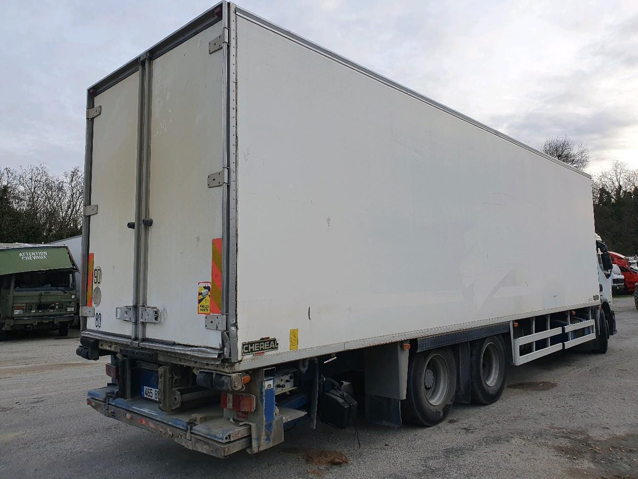 RENAULT PREMIUM - شاحنة ذات مبرد: صورة 4 RENAULT PREMIUM - شاحنة ذات مبرد: صورة 4