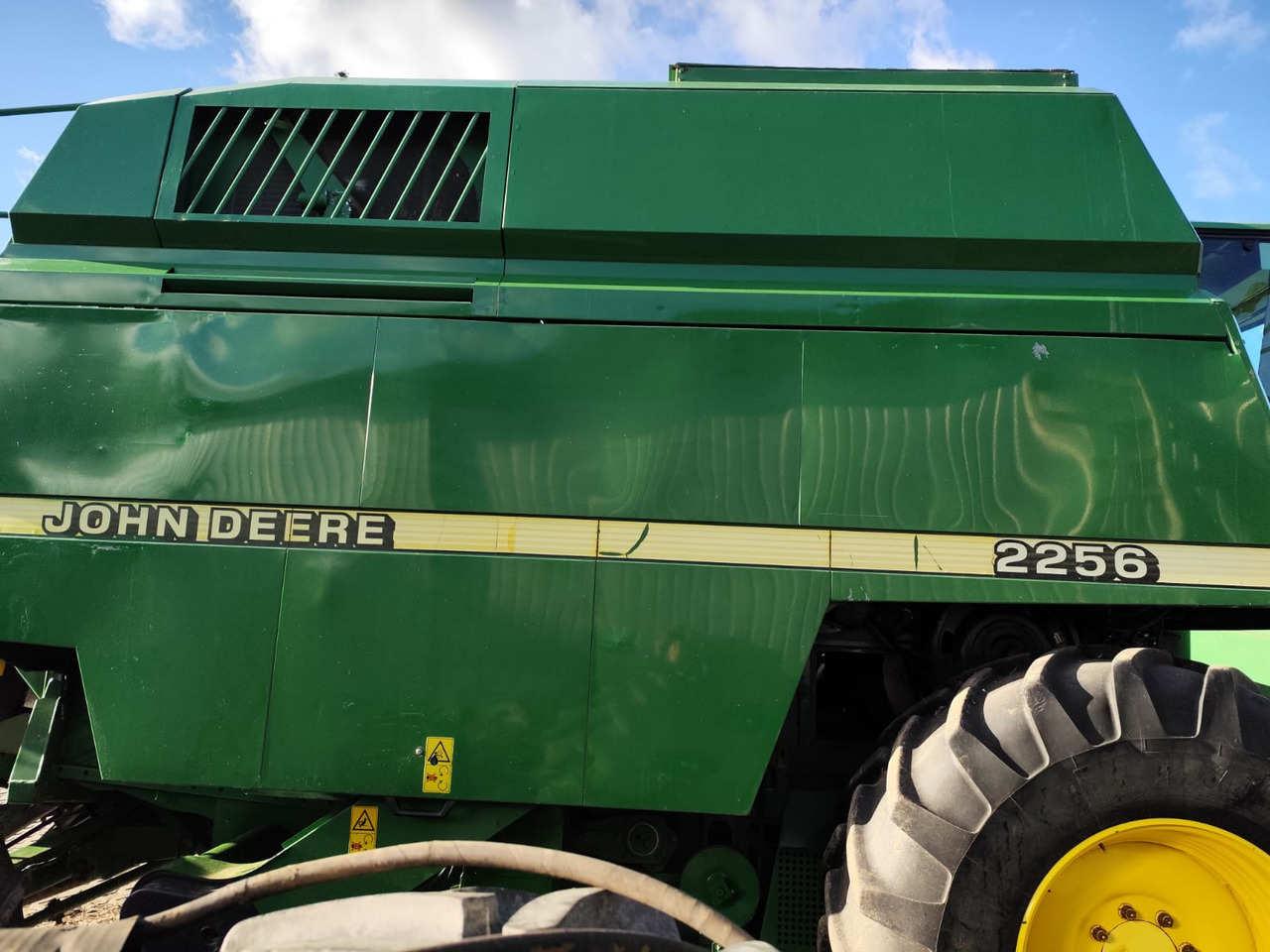 John Deere 2256 - حصادة: صورة 2 John Deere 2256 - حصادة: صورة 2