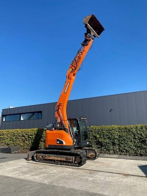 Doosan DX140 LCR-5 - حفار زاحف: صورة 1 Doosan DX140 LCR-5 - حفار زاحف: صورة 1