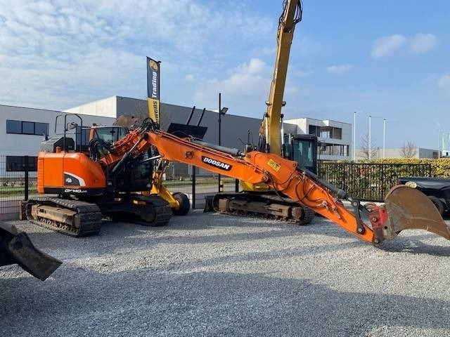 Doosan DX140 LCR-5  - حفار زاحف: صورة 3 Doosan DX140 LCR-5  - حفار زاحف: صورة 3