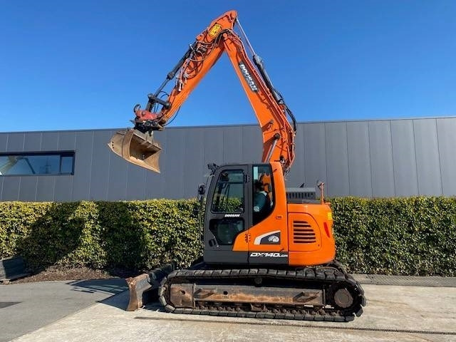 Doosan DX140 LCR-5 - حفار زاحف: صورة 4 Doosan DX140 LCR-5 - حفار زاحف: صورة 4