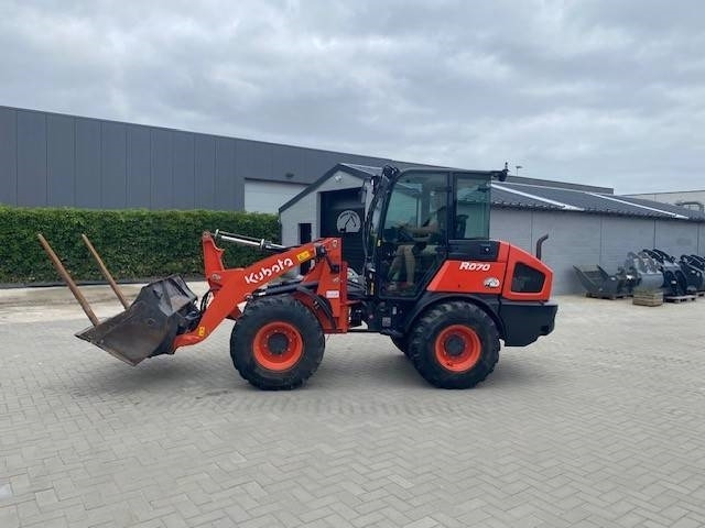 Kubota R 070 - اللودر بعجل: صورة 2 Kubota R 070 - اللودر بعجل: صورة 2