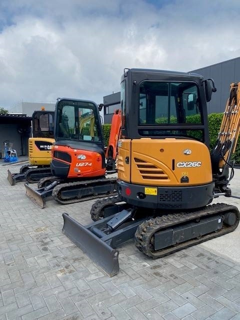 Kubota U 27-4 - حفار صغير: صورة 4 Kubota U 27-4 - حفار صغير: صورة 4