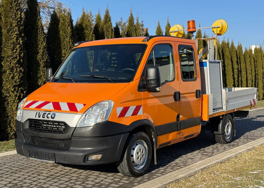 Iveco DAILY 35S13 - شاحنة مغلقة بستائر جانبية: صورة 1 Iveco DAILY 35S13 - شاحنة مغلقة بستائر جانبية: صورة 1